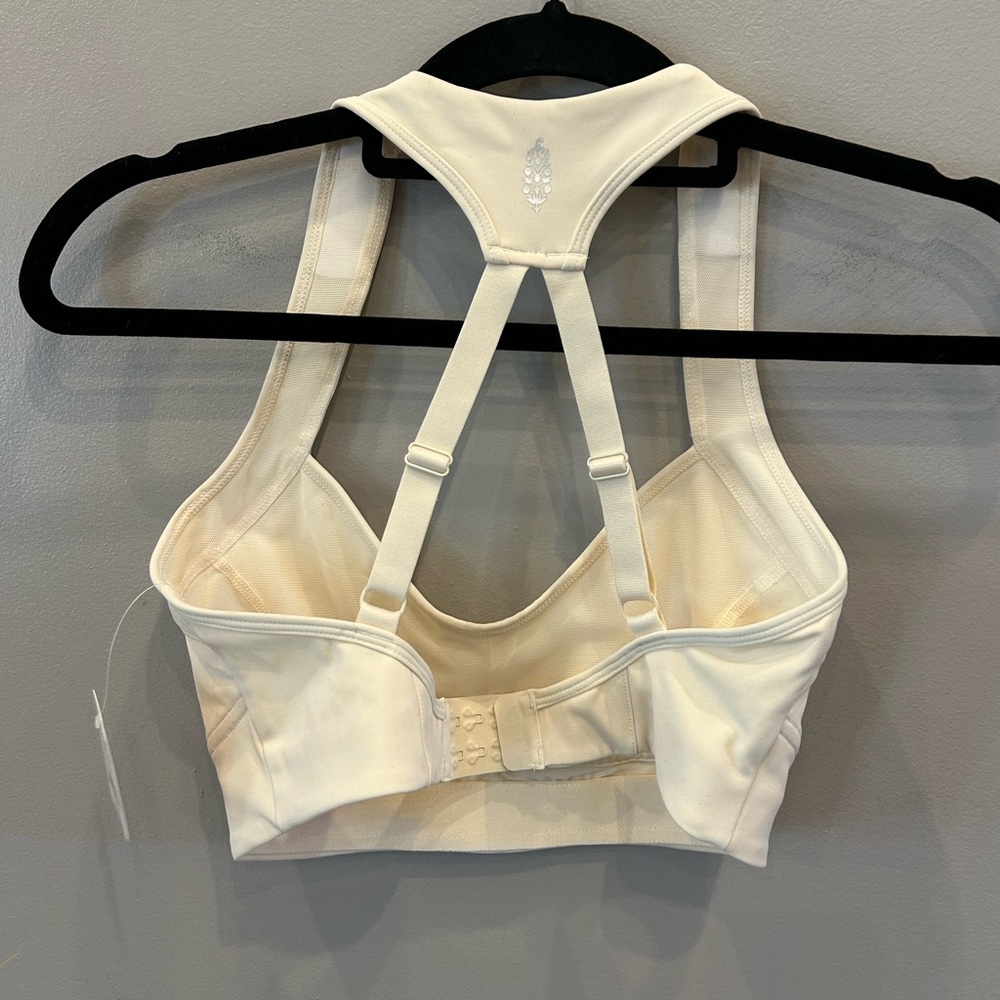 NWT ๐ FP Free People Movement Find Your Way High Impact Sports Bra - Picture 6 of 10